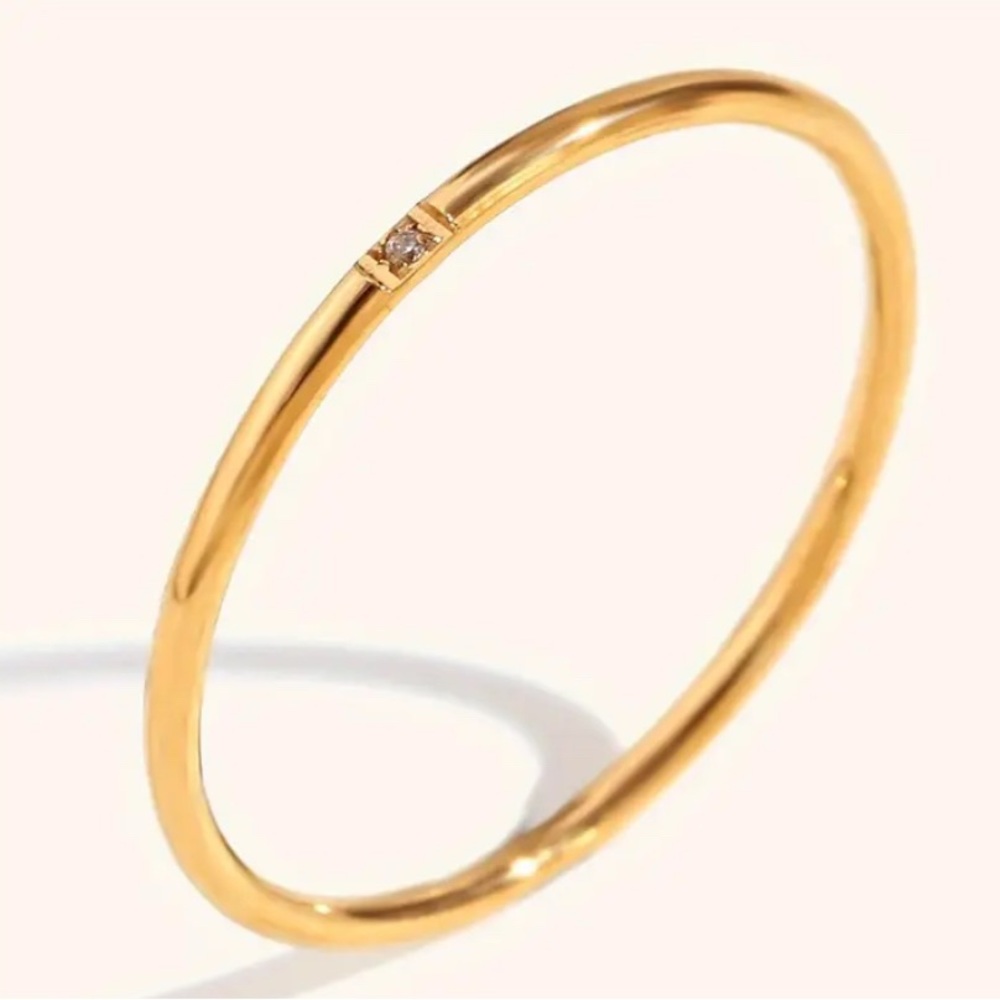 Minimalist Single Zircon Ring